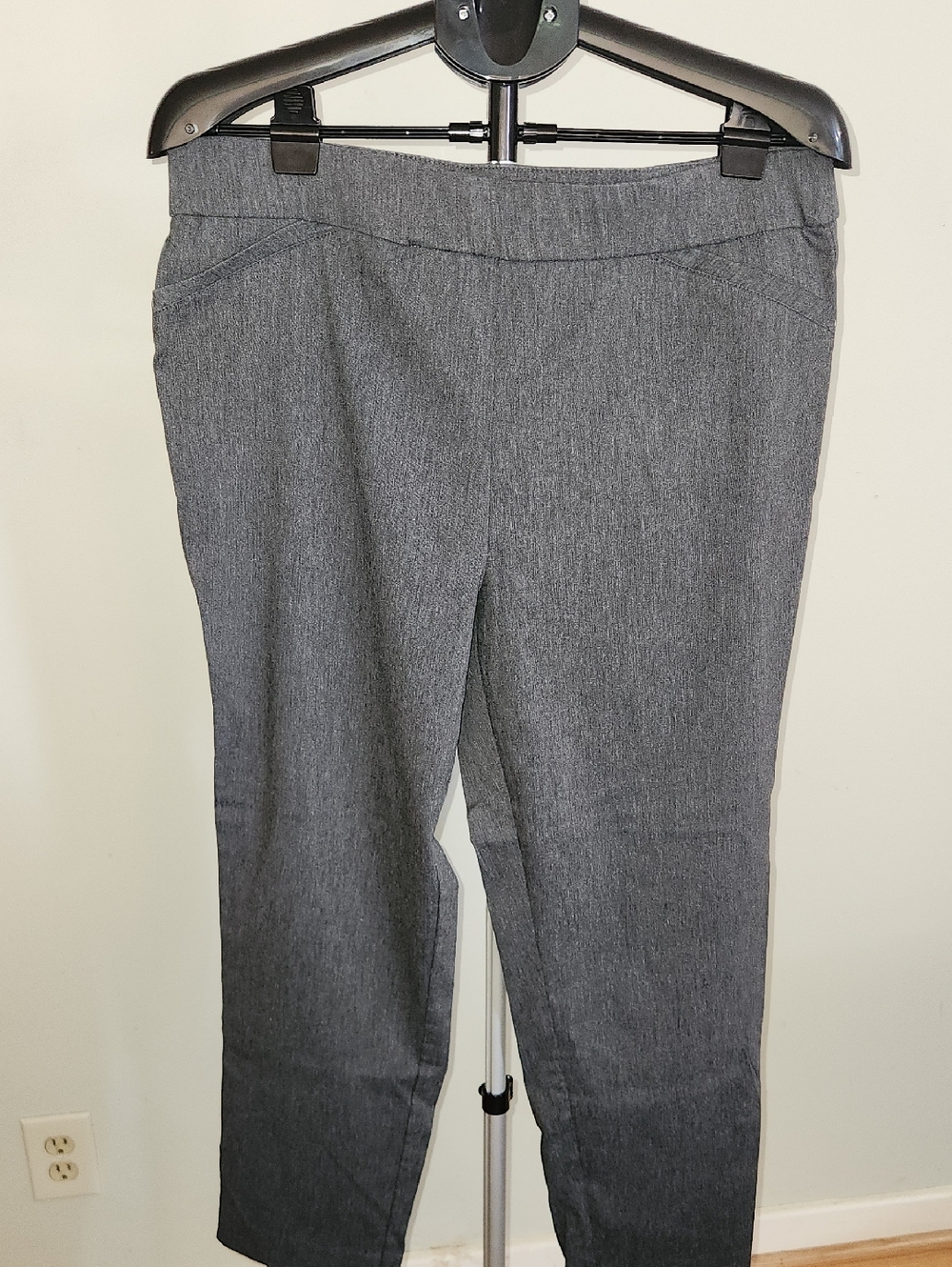 Briggs Gray Dress Pants. Size 16.